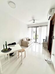 RV Suites (D10), Apartment #558081321